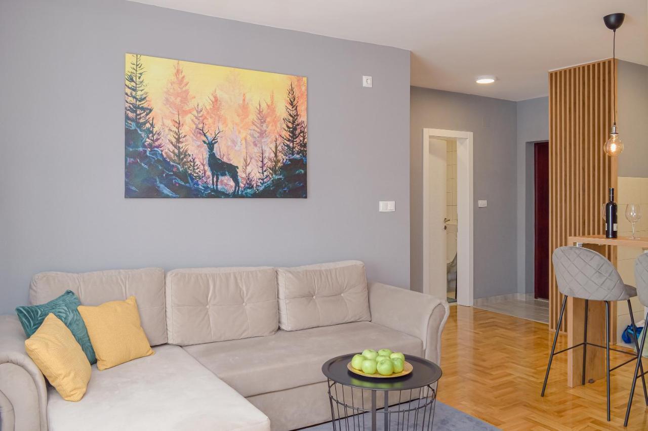 Cityinn Apartment Биелина Экстерьер фото